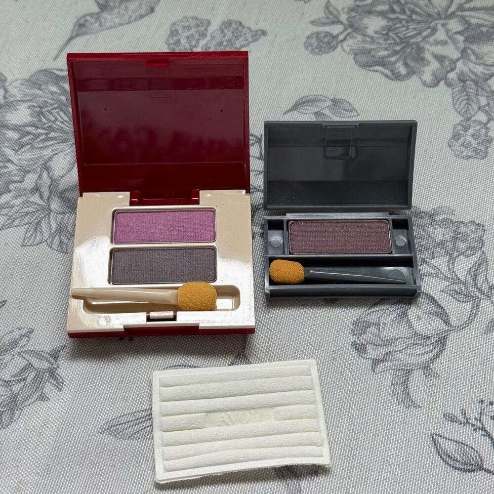 Vintage Avon Silk finish EyeShadow Palettes #19 smoky mauve wild orchid grey
